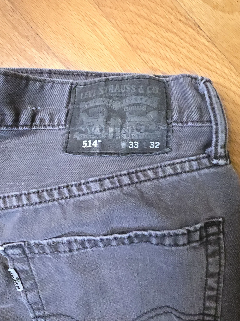 Levi's 514 Straight Fit Jeans Men's 33x32 Gray Garment Dyed Denim Pants